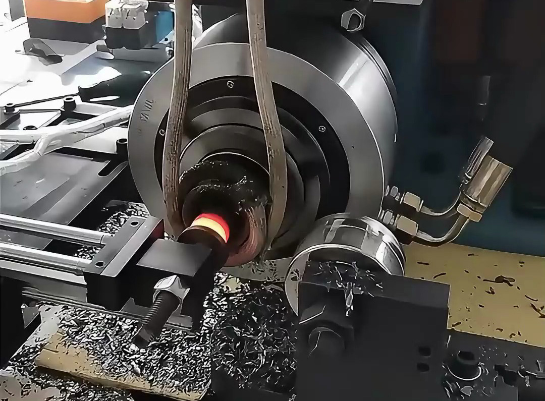 高頻封口機：電磁場加熱驅(qū)動的高效封口解決方案，賦能金屬與熱塑性材料加工